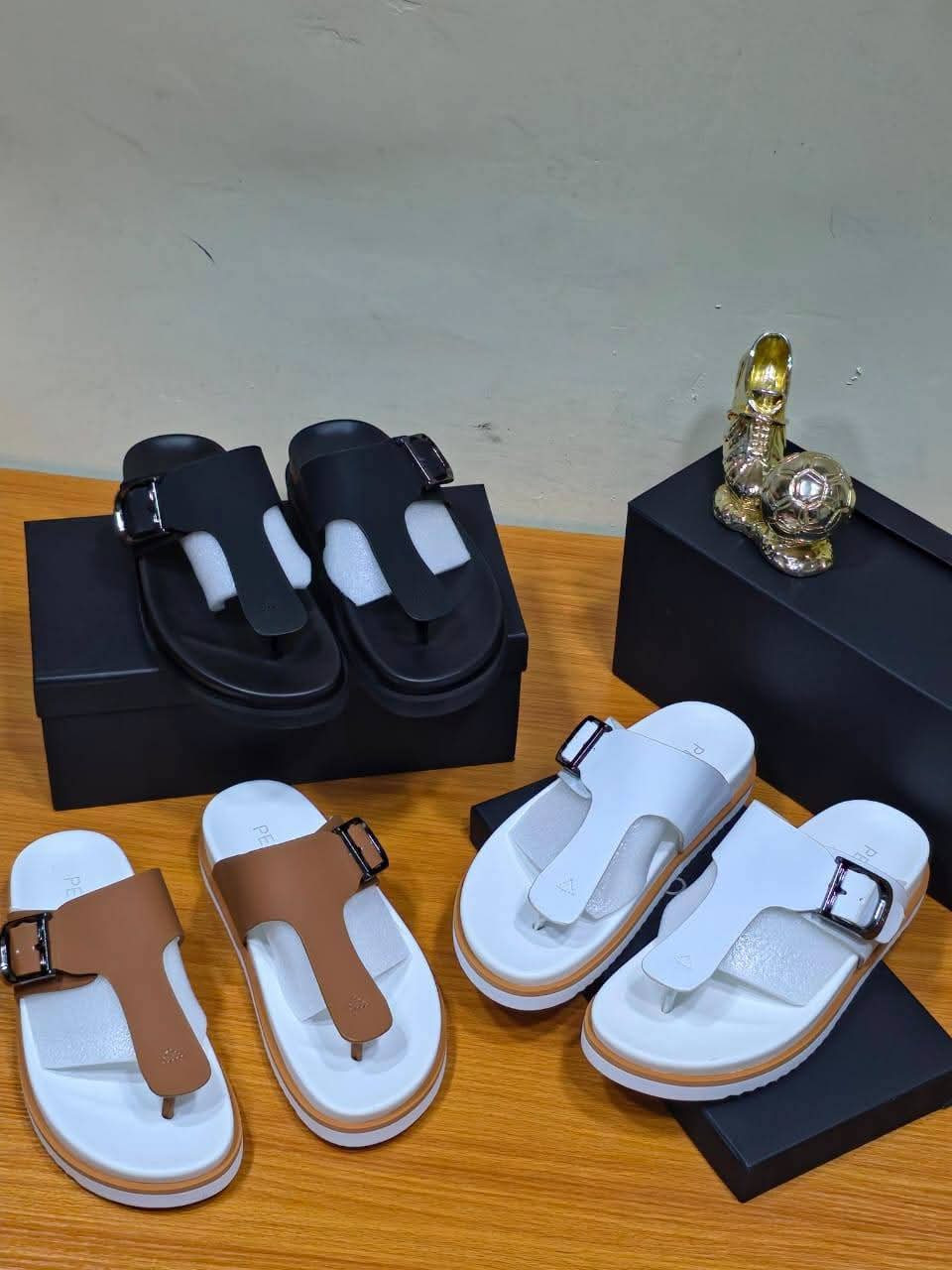 Buckle thong sandals